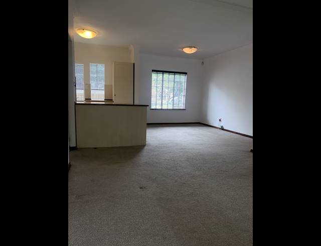 3 BEDROOM APARTMENT FOR SALE IN DUNKELD WEST